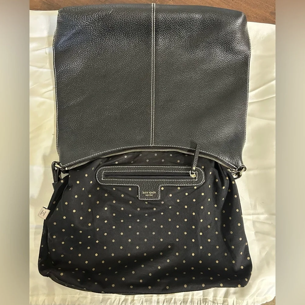 vintage Kate Spade Black Pebbled Cow Leather, very soft, Shoulder Bag.